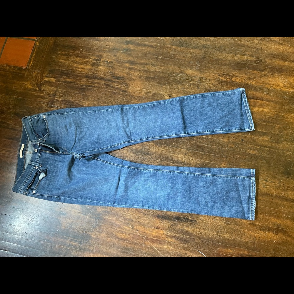 Womens Levi’s Classic Bootcut jeans, Sz 4, 30” inseam